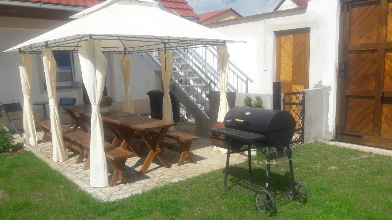 Ubytovani Otin Jindřichŭv Hradec Zewnętrze zdjęcie